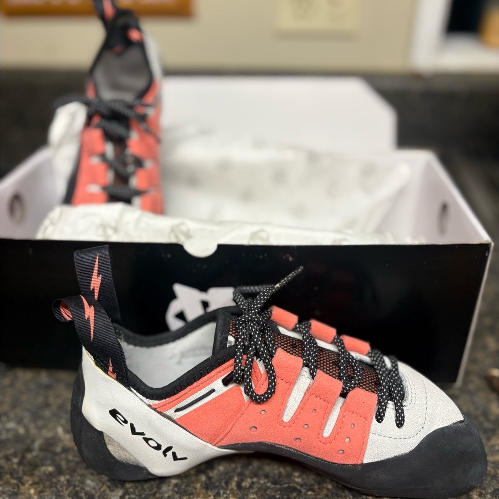 Evolv Geshido Lace Climbing Shoe - Women’s